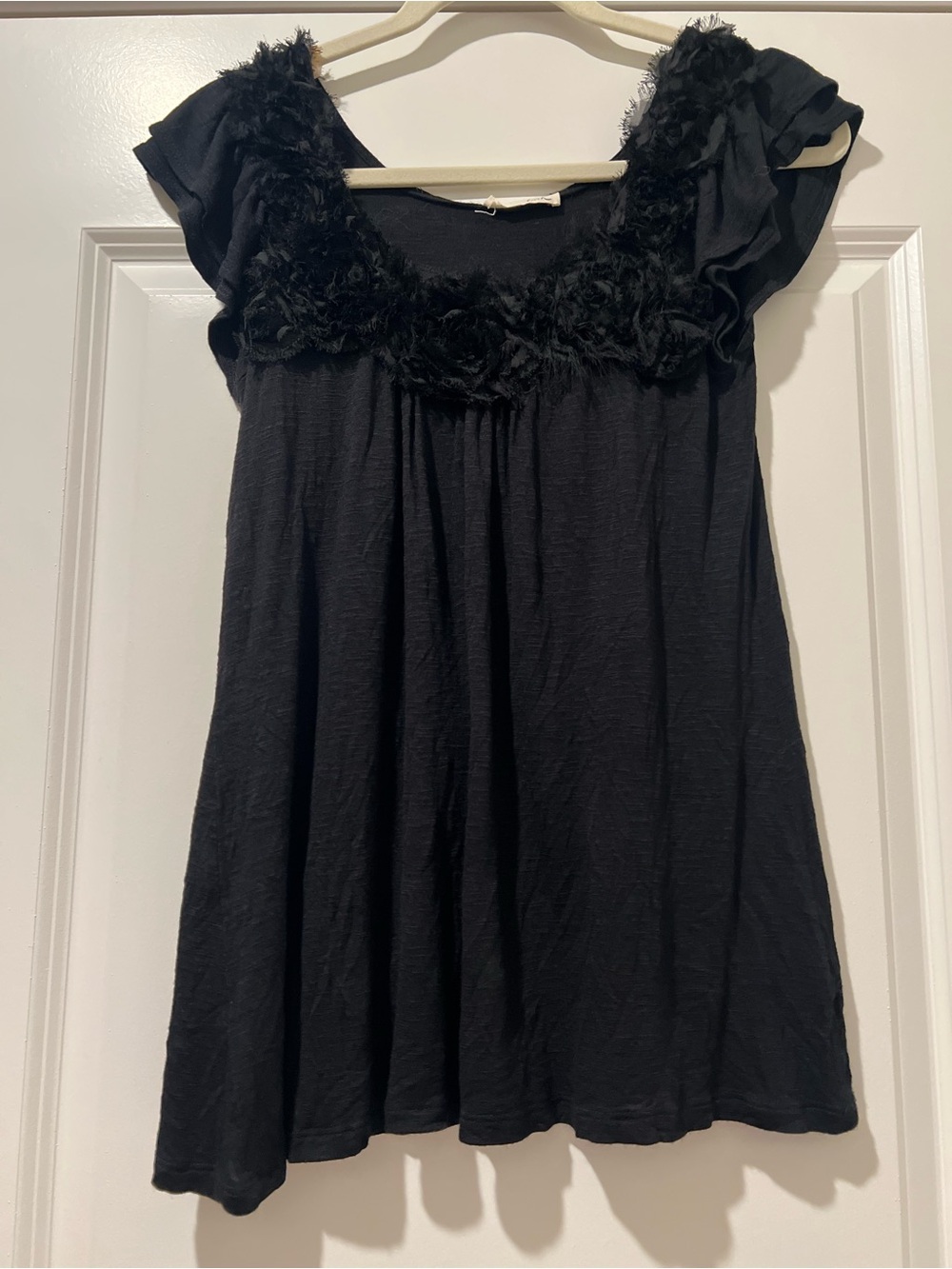 Lush Black Scoop Neck Tunic Top
